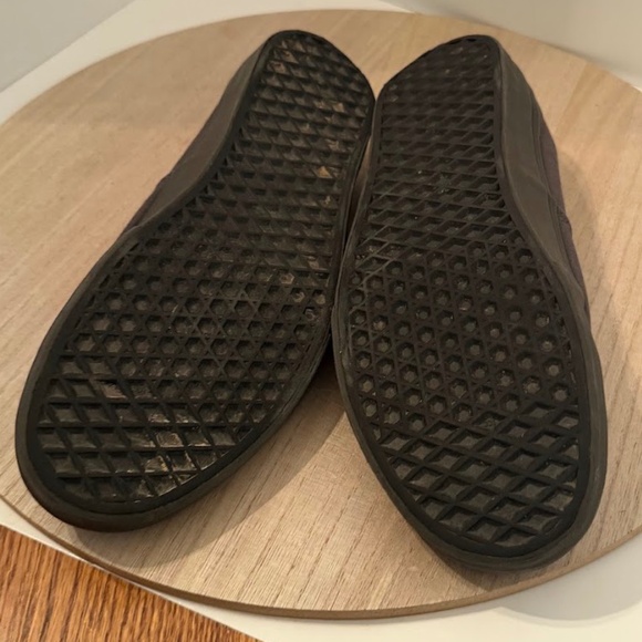 Vans Authentic Low Top Canvas Sneakers Black Men’s Size 11 Skate Casual Shoes - Picture 6 of 8